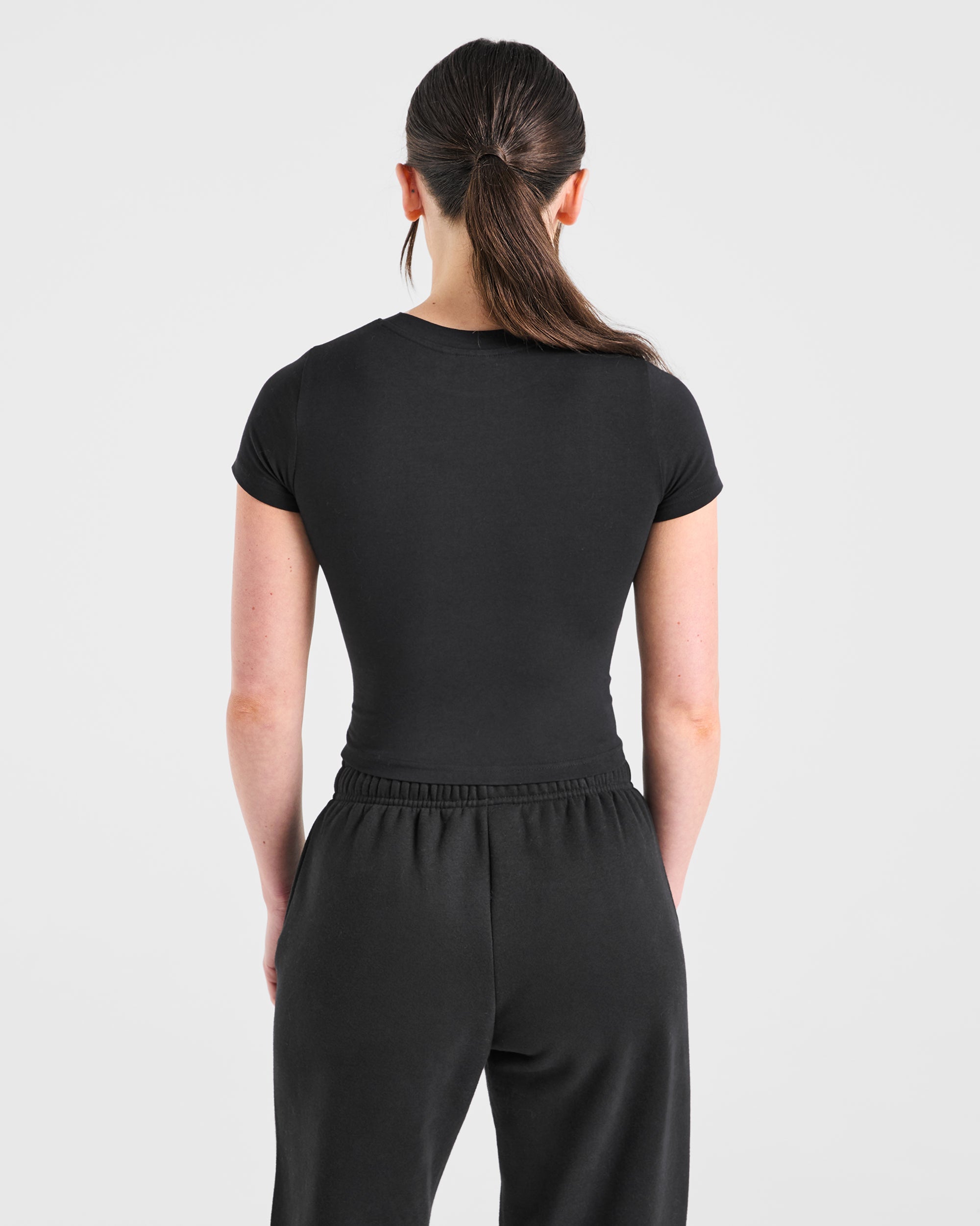 Just a Gym Girl Baby Tee - Nero
