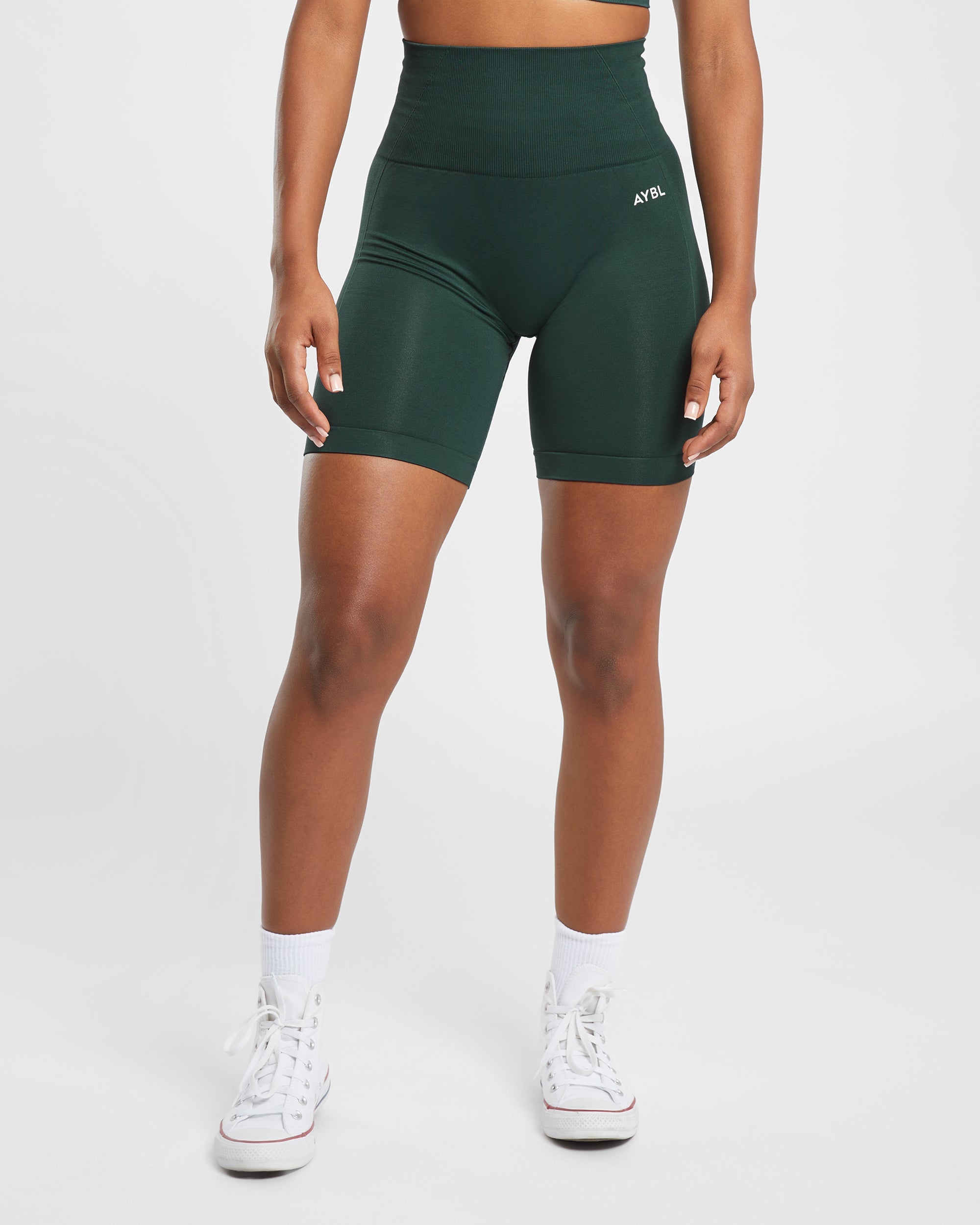 Empower Shorts da Ciclismo Senza Cuciture - Verde Scuro