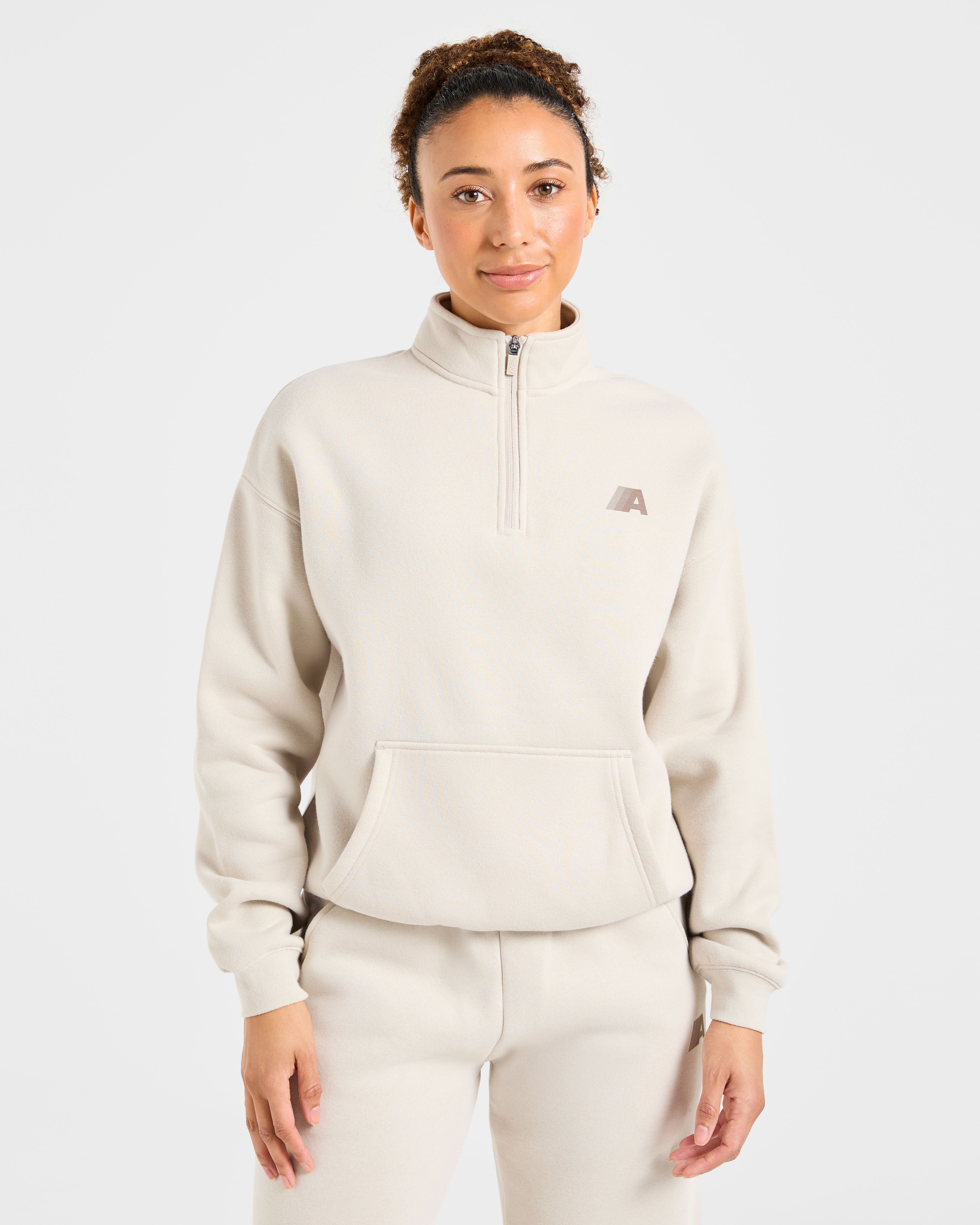 Retro Athletics Pullover Oversized con Cerniera 1/4 - Sabbia