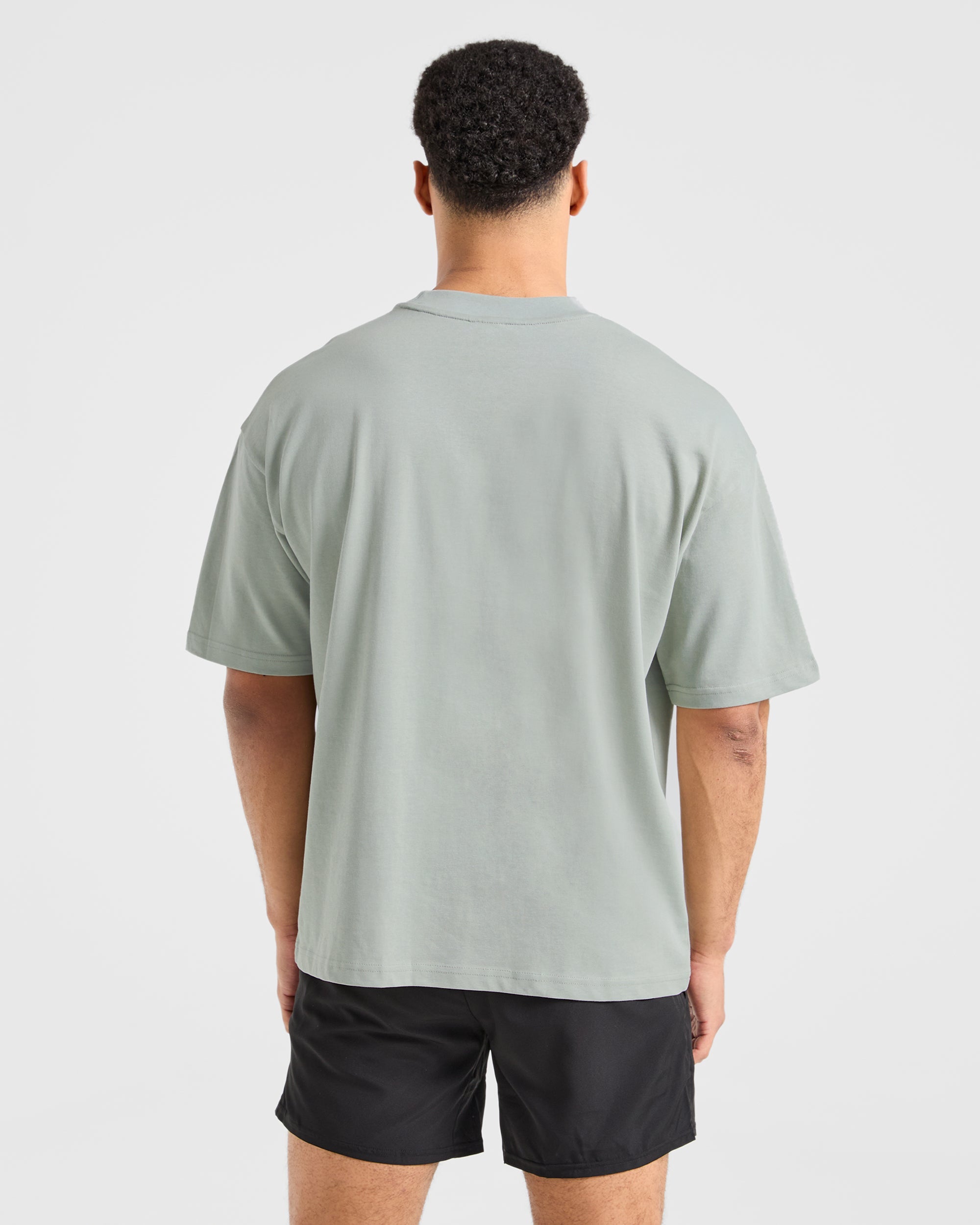 T-shirt Oversized con Stampa a Puntini del Sports Club - Verde Nebbia