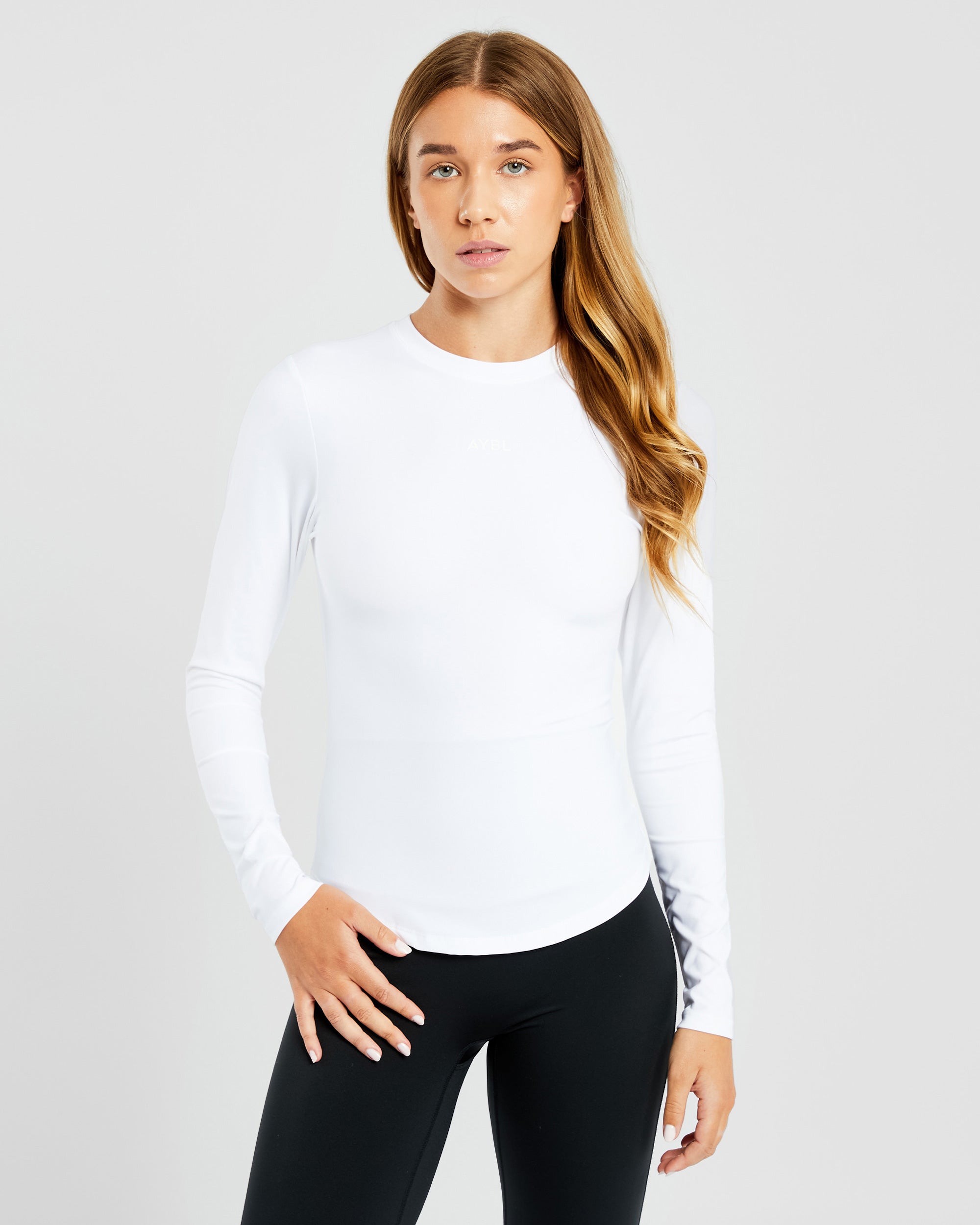 Top a Maniche Lunghe Sculpt - Bianco