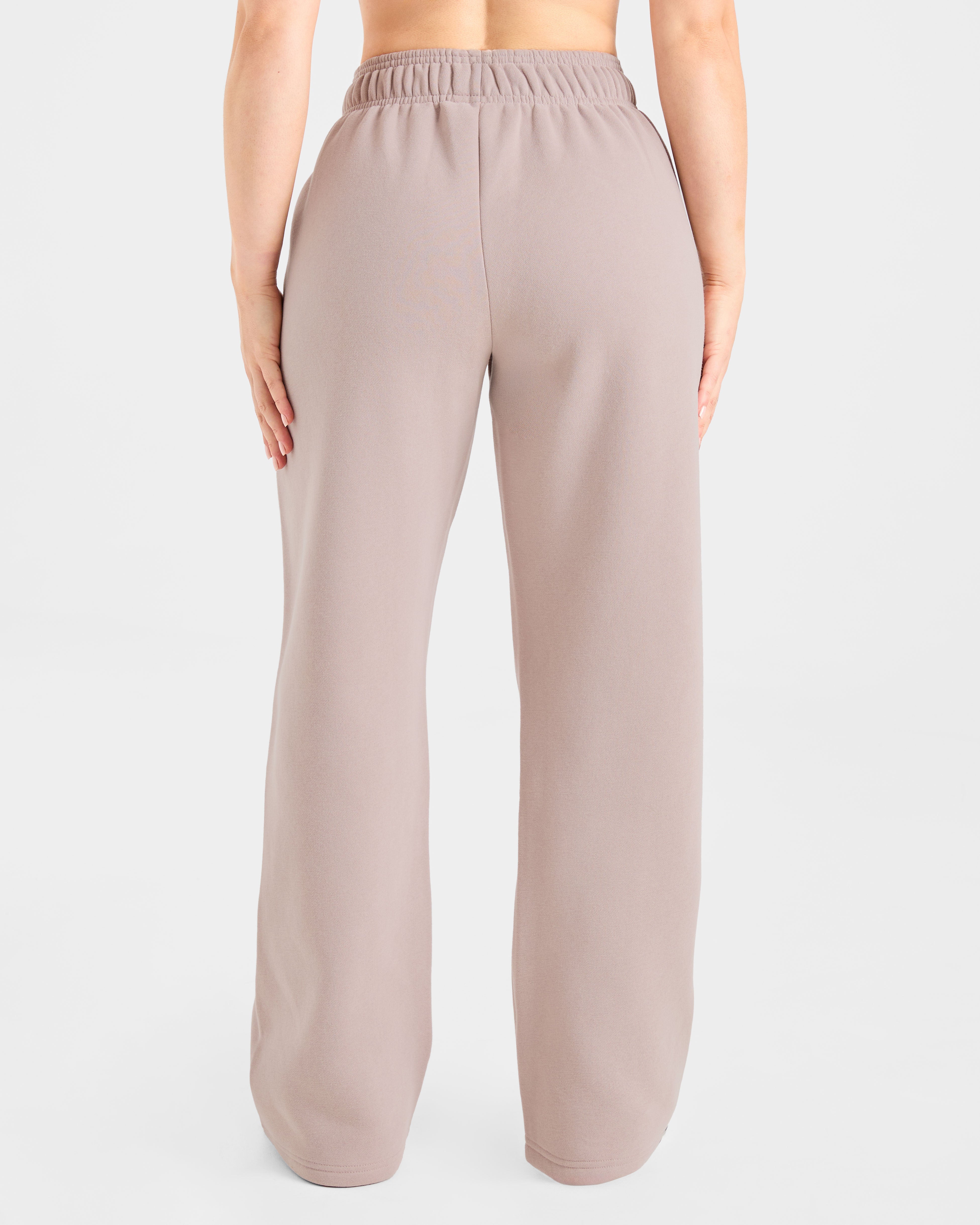Pantaloncini AYBL Sports Club a Gambe Dritte Oversized - Mink Pink