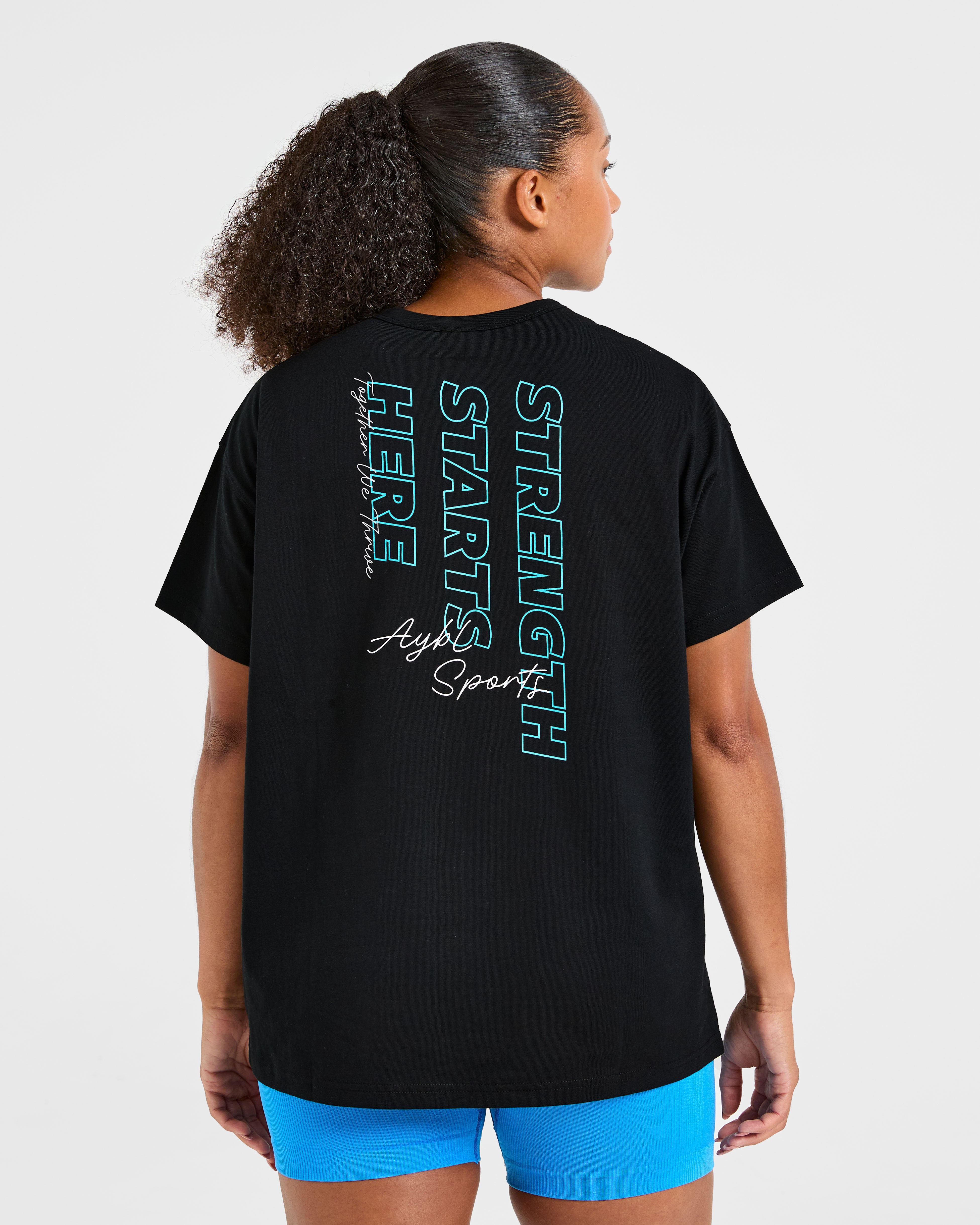 T-shirt oversize Strength Starts Here – Nero/Blu T-shirt oversize Strength Starts Here - Nero/Blu