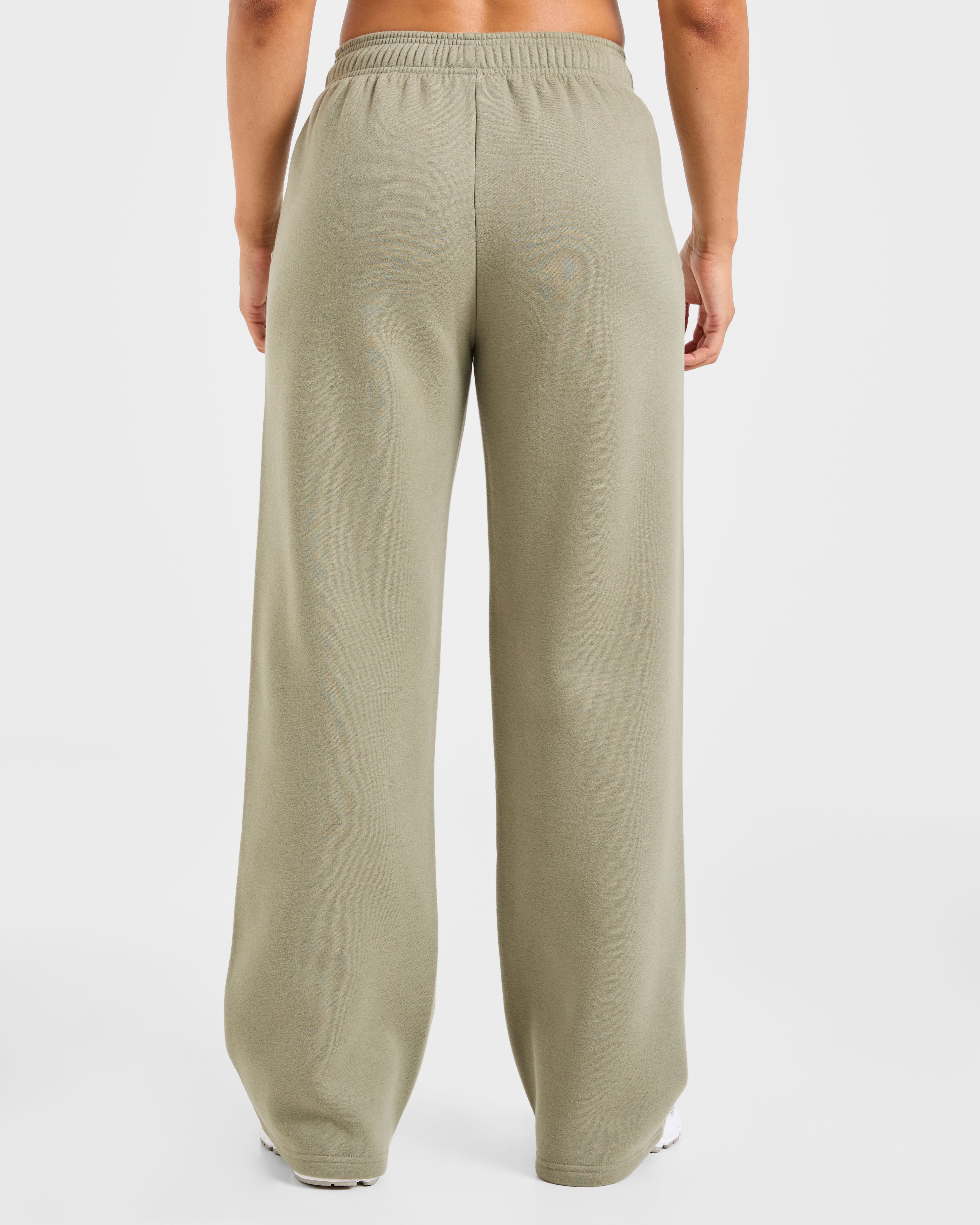 Pantaloncini Larghi per Sport Essentials - Olive Mute