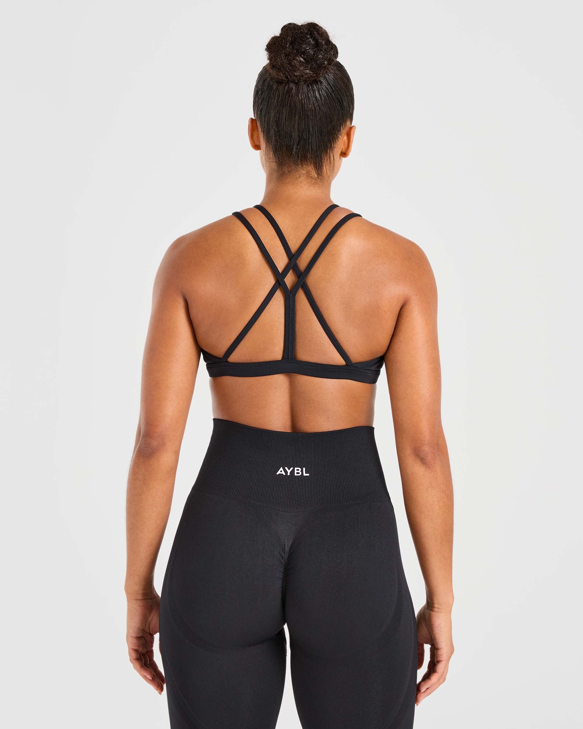 Sports Bra Essenziale con Cinturino - Nero