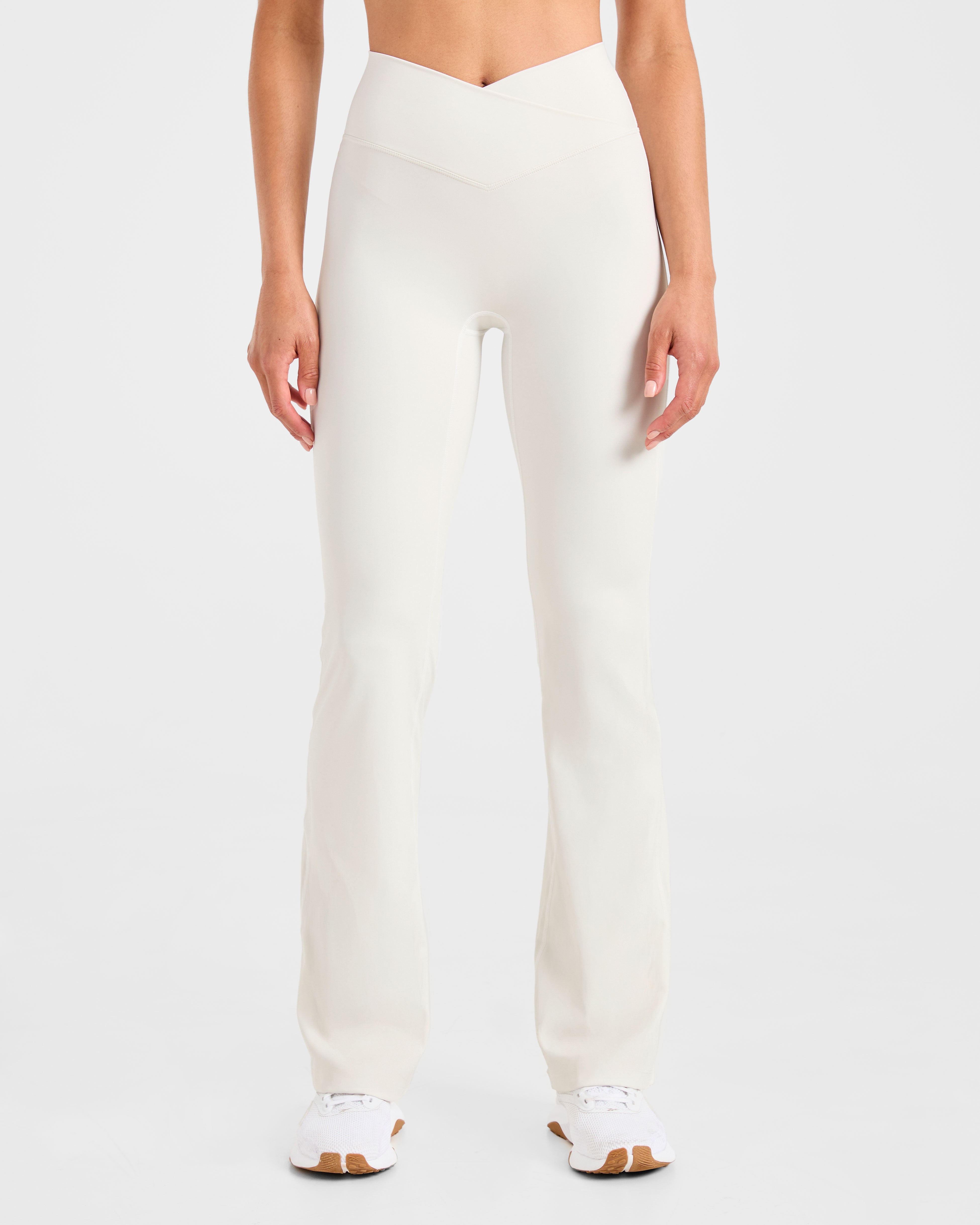 Leggings A Forma Scultura con Fianchi Larghi - Tofu